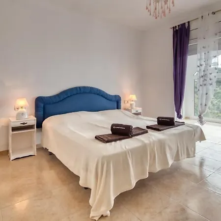 Costacabana - Sunrise Villa